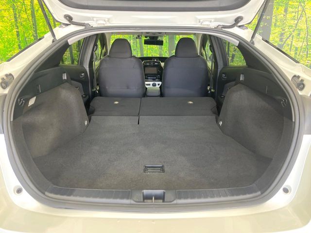 TOYOTA PRIUS 2016 Image 31