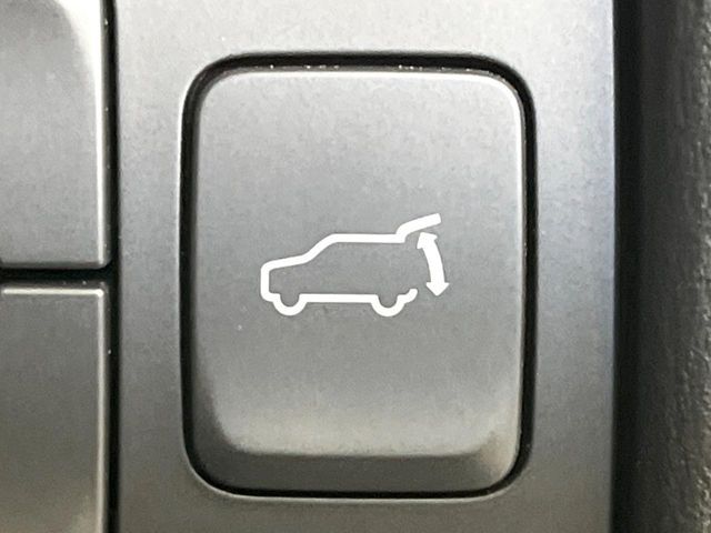 MAZDA CX-8 2018 Image 31