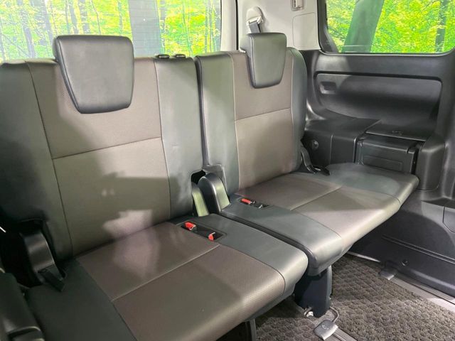 TOYOTA ESQUIRE HYBRID 2015 Image 31