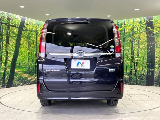 TOYOTA ESQUIRE HYBRID 2015 Image 31