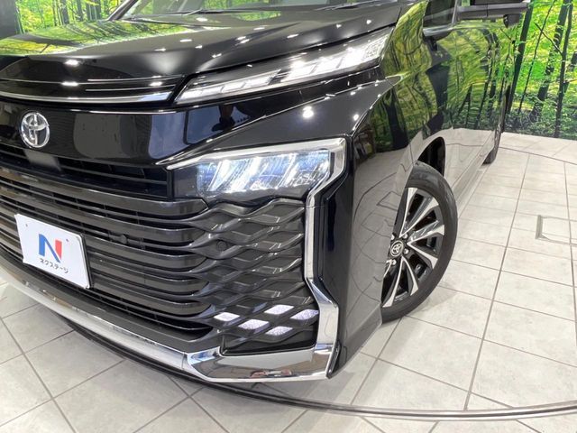 TOYOTA VOXY 2022 Image 31