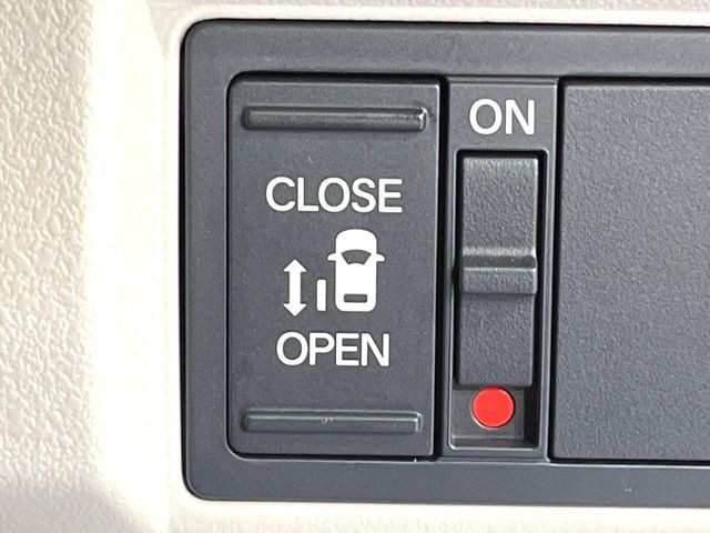 HONDA N BOX 2024 Image 31