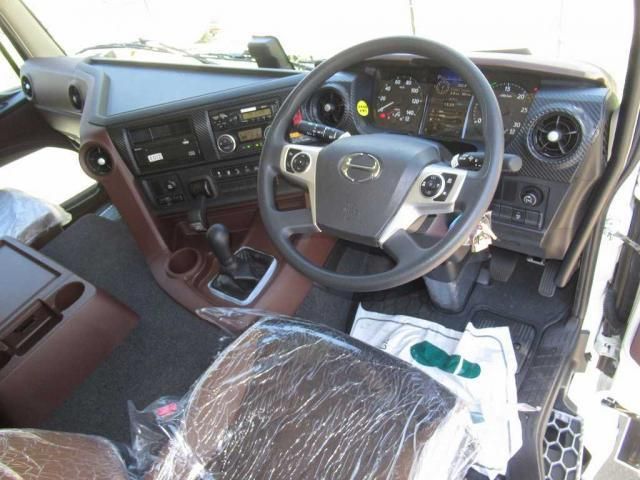 HINO PROFIA 2025 Image 31