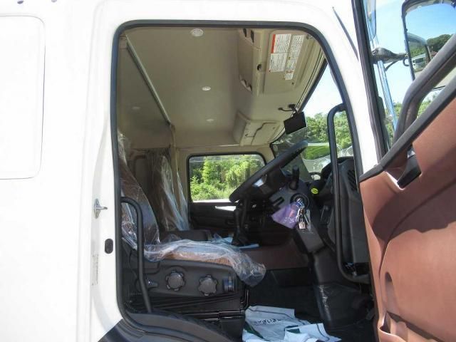 HINO PROFIA 2025 Image 31