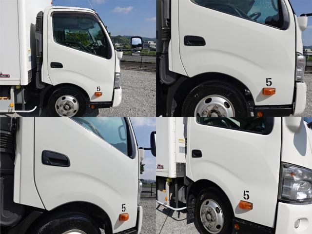 HINO DUTRO 2015 Image 31