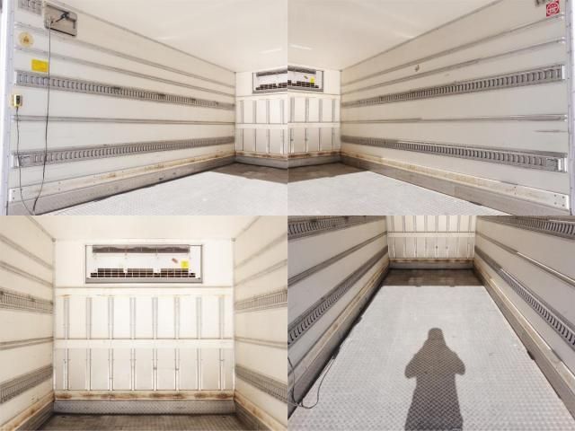 HINO DUTRO 2017 Image 31