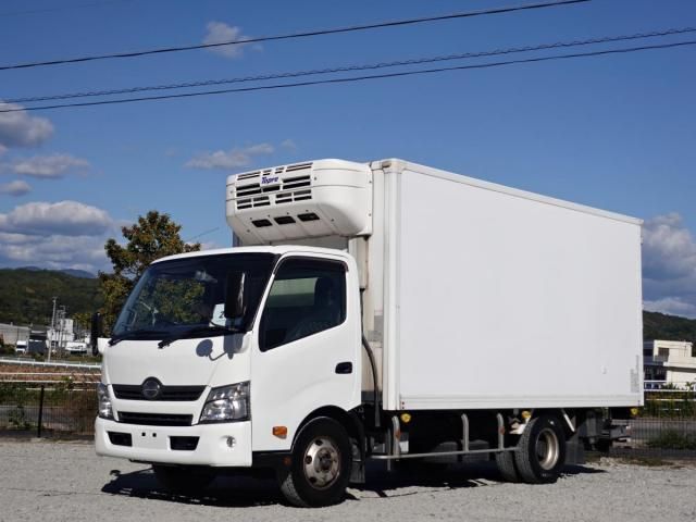 HINO DUTRO 2017 Image 31