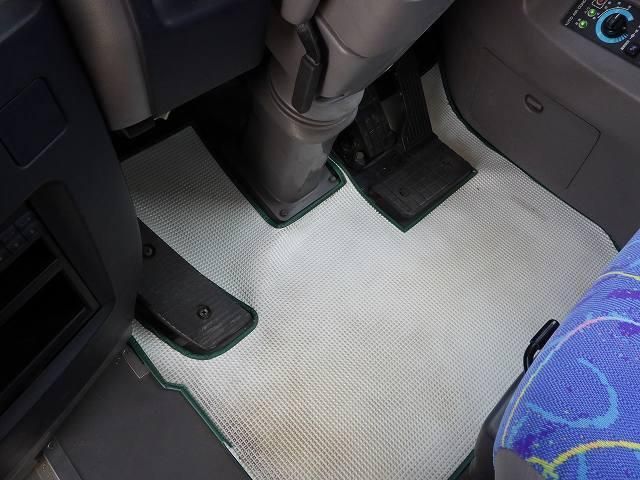 ISUZU GALA MIO 2011 Image 31