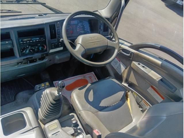 ISUZU FORWARD 2012 Image 31