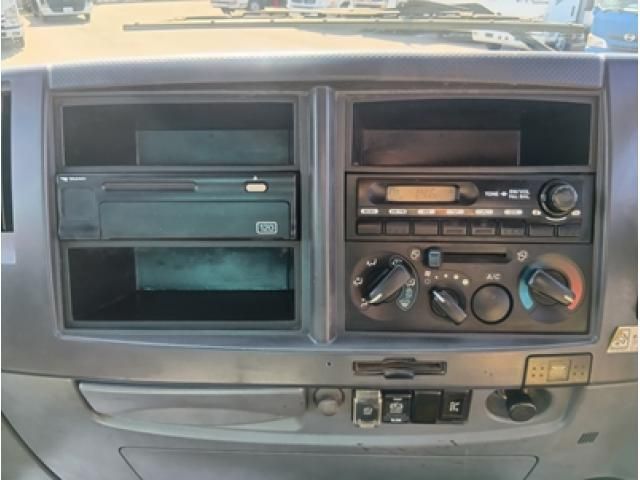 ISUZU FORWARD 2012 Image 31