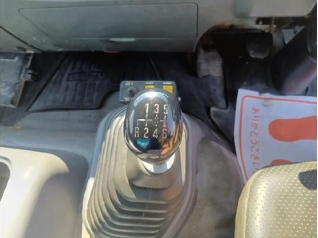 ISUZU FORWARD 2012 Image 31