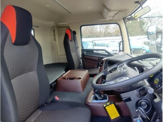 HINO PROFIA 2025 Image 31