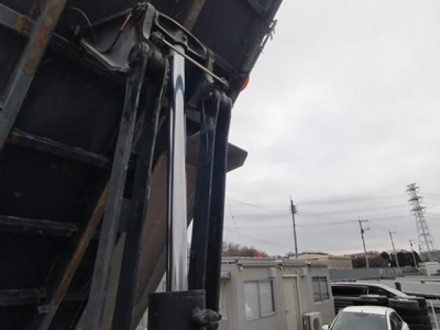 NISSAN DIESEL QUON 2022 Image 31