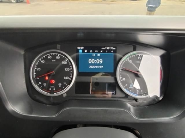 NISSAN DIESEL QUON 2022 Image 31