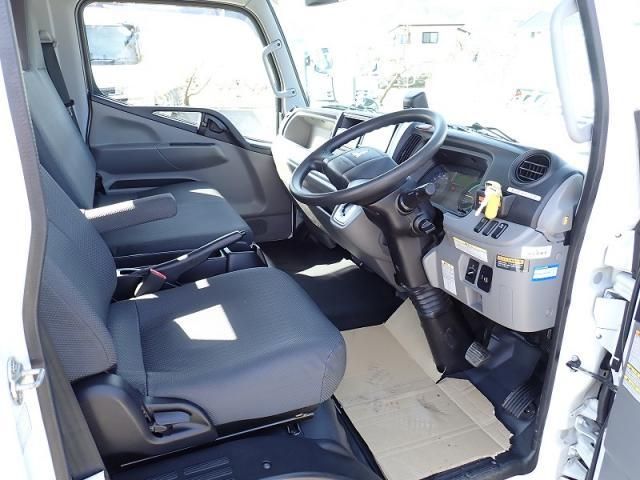 MITSUBISHI CANTER 2022 Image 31