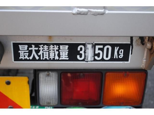 MITSUBISHI CANTER 2012 Image 31