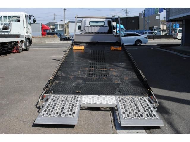 MITSUBISHI CANTER 2012 Image 31