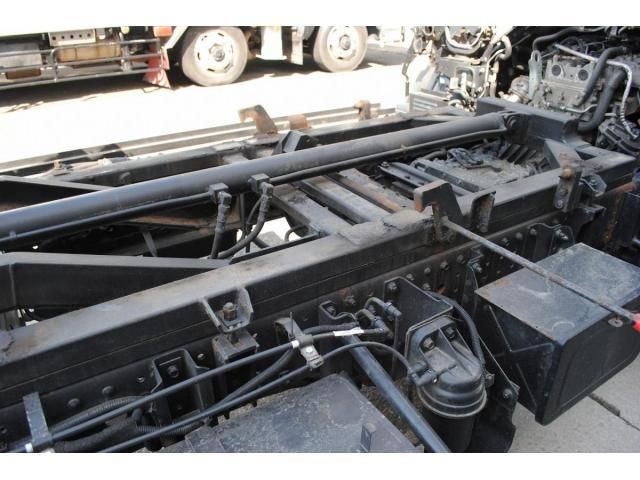 MITSUBISHI CANTER 2012 Image 31