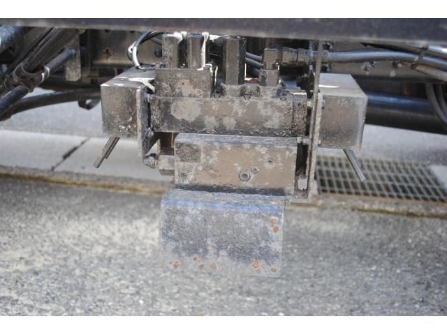 MITSUBISHI CANTER 2012 Image 31