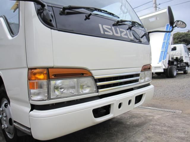 ISUZU ELF 1996 Image 31