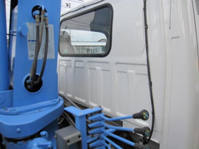 ISUZU ELF 1996 Image 31