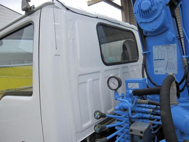 ISUZU ELF 1996 Image 31