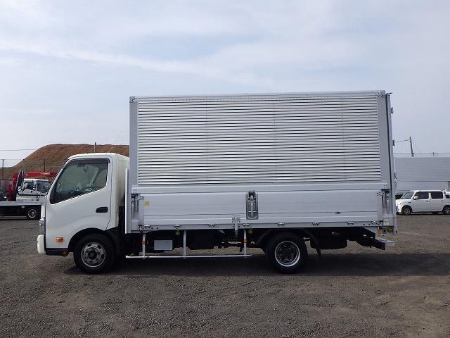 HINO DUTRO 2020 Image 31
