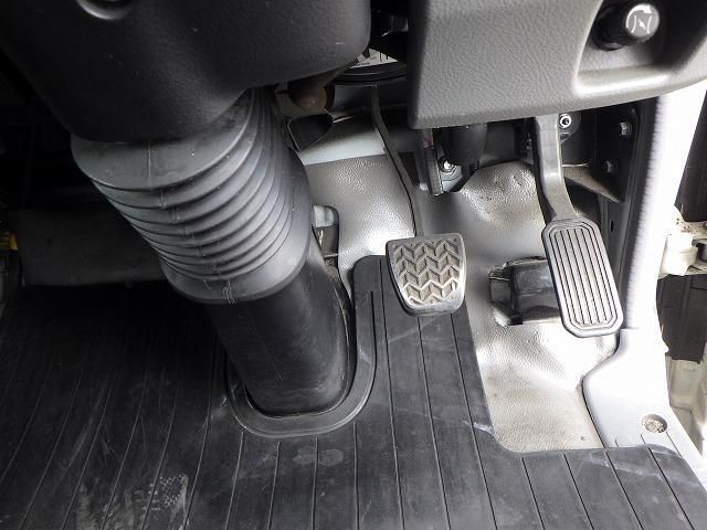 HINO DUTRO 2020 Image 31