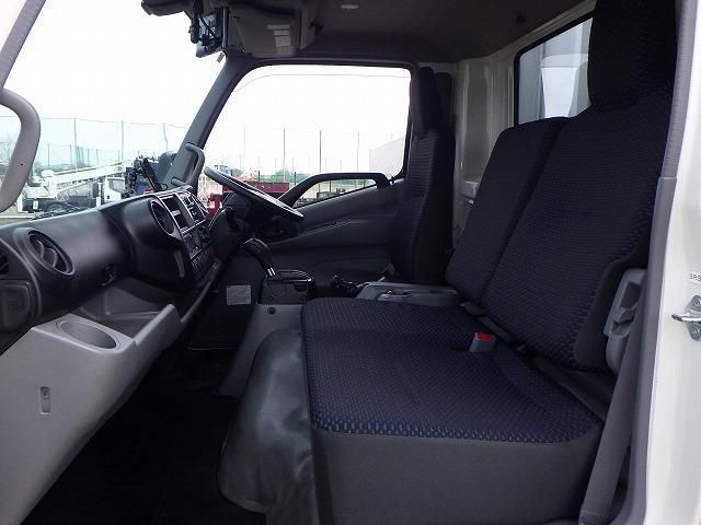 HINO DUTRO 2020 Image 31