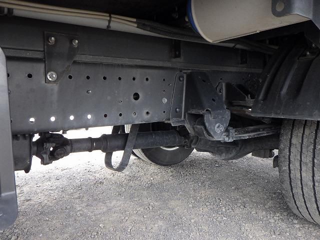 HINO DUTRO 2020 Image 31