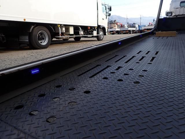 MITSUBISHI CANTER 2019 Image 31