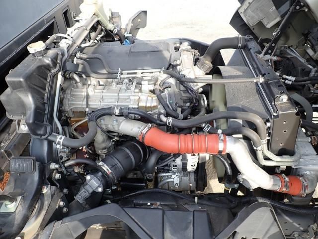 MITSUBISHI CANTER 2019 Image 31