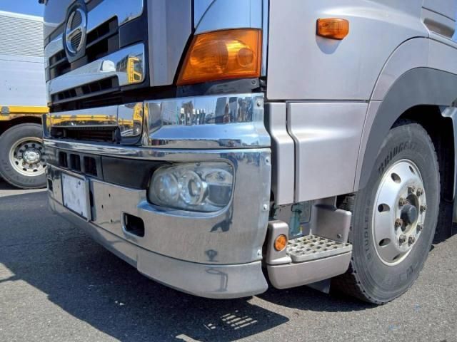 HINO PROFIA 2007 Image 31