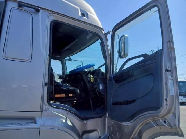 HINO PROFIA 2007 Image 31