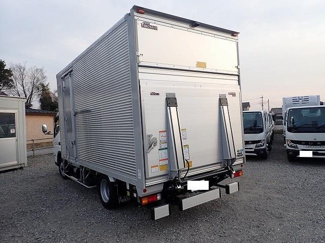 MITSUBISHI CANTER 2025 Image 31