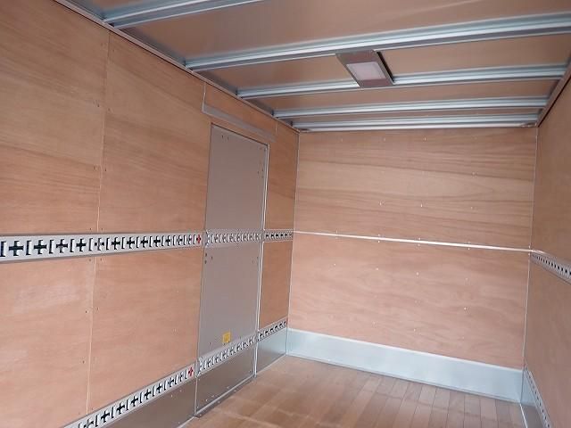 MITSUBISHI CANTER 2025 Image 31