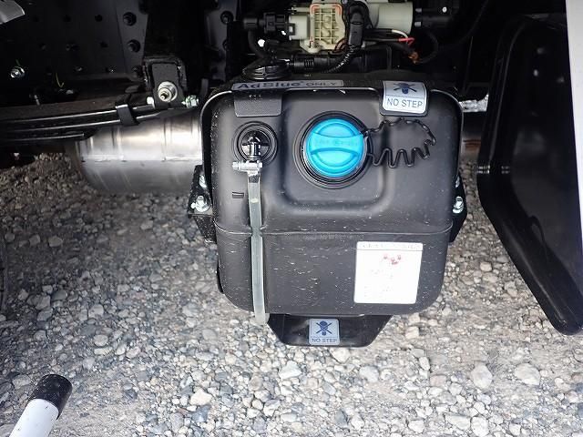 MITSUBISHI CANTER 2025 Image 31