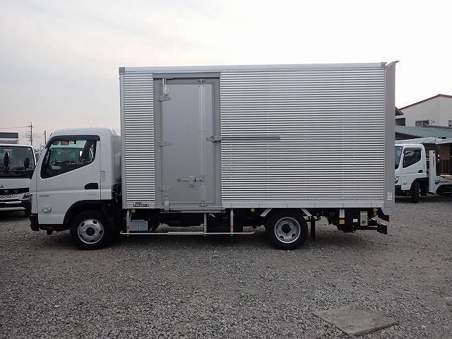 MITSUBISHI CANTER 2025 Image 31