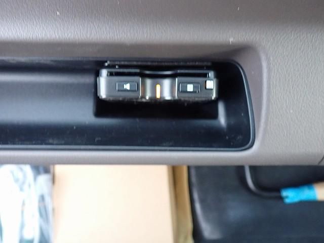 MITSUBISHI CANTER 2025 Image 31