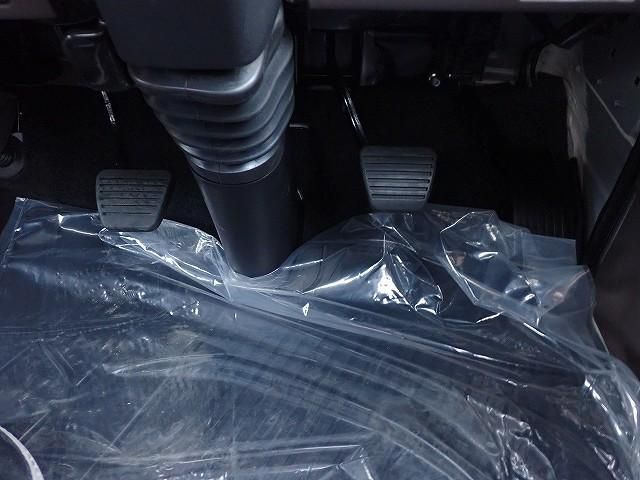 MITSUBISHI CANTER 2025 Image 31