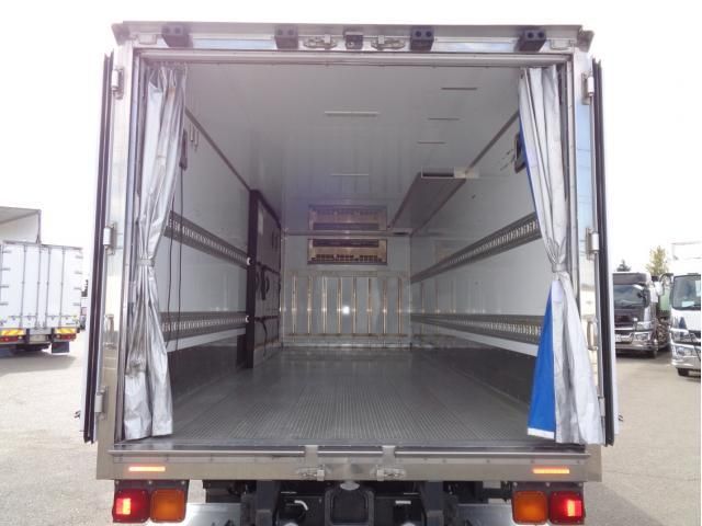 MITSUBISHI FUSOU FIGHTER 2021 Image 31