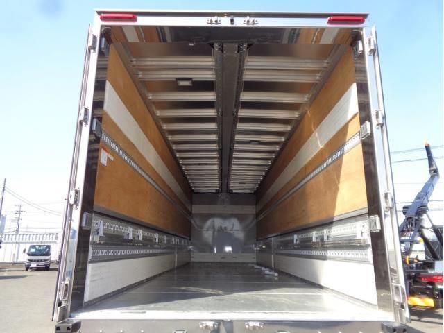 ISUZU GIGA 2023 Image 31