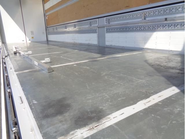 ISUZU GIGA 2023 Image 31