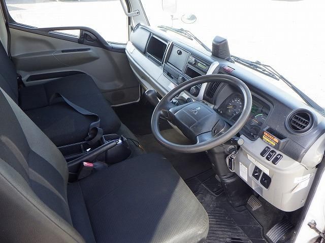 MITSUBISHI CANTER 2019 Image 31