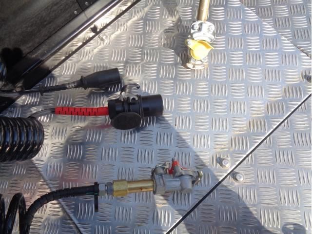 MITSUBISHI FUSOU SUPER GREAT 2025 Image 31