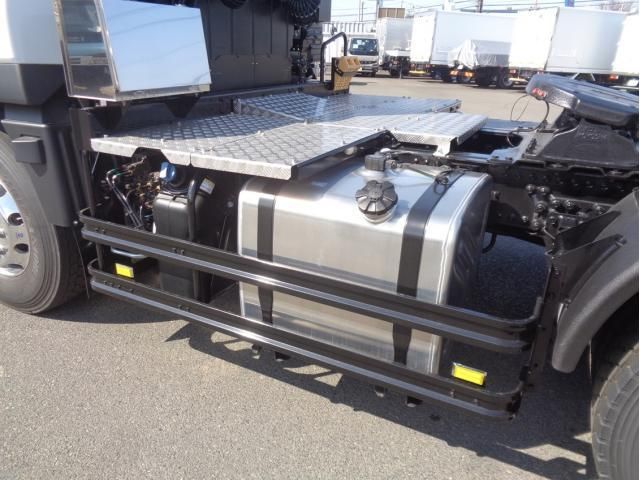 MITSUBISHI FUSOU SUPER GREAT 2025 Image 31