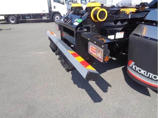 HINO PROFIA 2025 Image 31