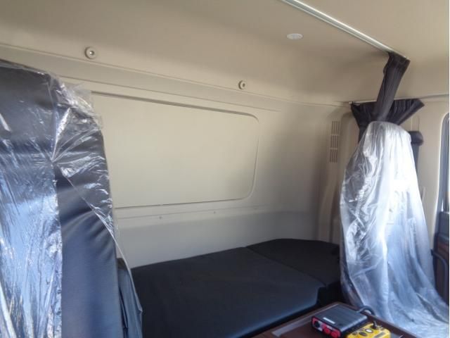 HINO PROFIA 2025 Image 31