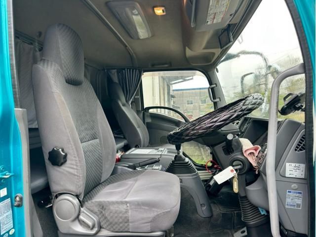 ISUZU FORWARD 2017 Image 31