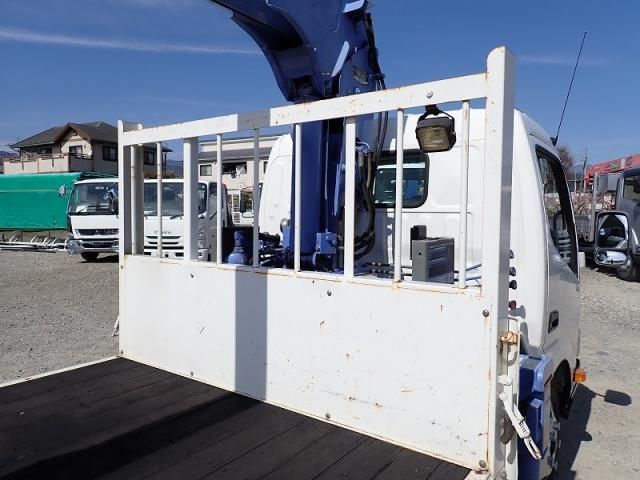 HINO DUTRO 2014 Image 31